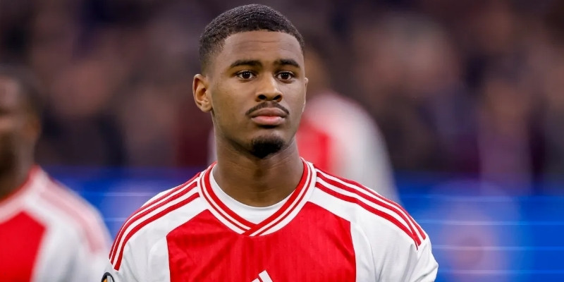 Jorrel Hato – Trung Vệ Trẻ Ajax Gây Chú Ý Tại Châu Âu