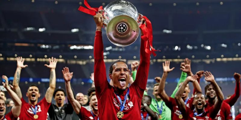 Van Dijk giúp Liverpool thắng Sunderland khó nhọc
