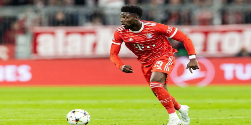Alphonso Davies: Ngôi sao Toàn cầu của FC Bayern Munich