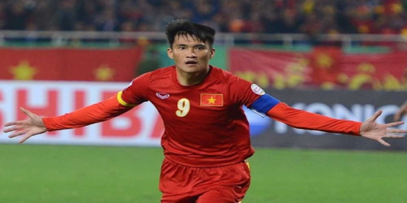 Lê Công Vinh: Từ SLNA đến biểu tượng bóng đá Việt Nam