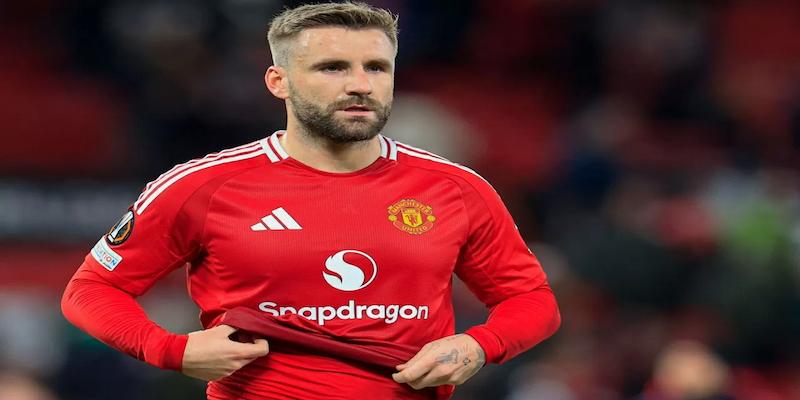 Luke Shaw - Từ Tài Năng Trẻ Đến Trụ Cột Của Manchester United