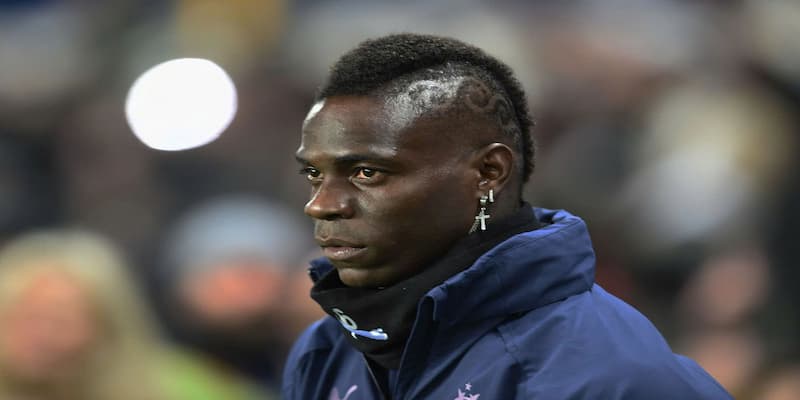 Balotelli v&agrave; quyết định rời Serie A sang Premier League
