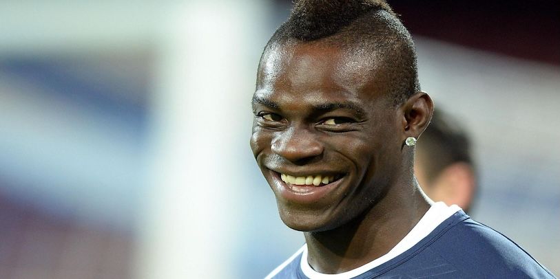 Những khoảnh khắc nổi bật tr&ecirc;n mạng x&atilde; hội của Balotelli