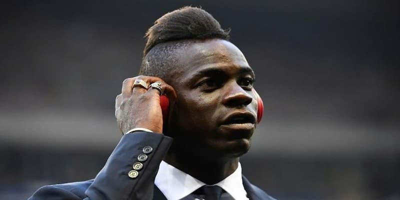 Những khoảnh khắc thi&ecirc;n t&agrave;i của Mario Balotelli tại Inter