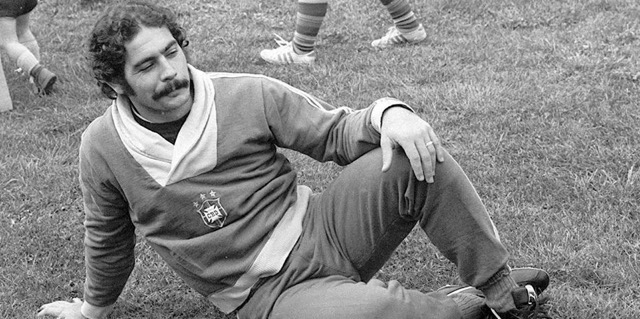 Roberto Rivellino - nghệ sĩ bóng đá Brazil với kỹ thuật điêu luyện