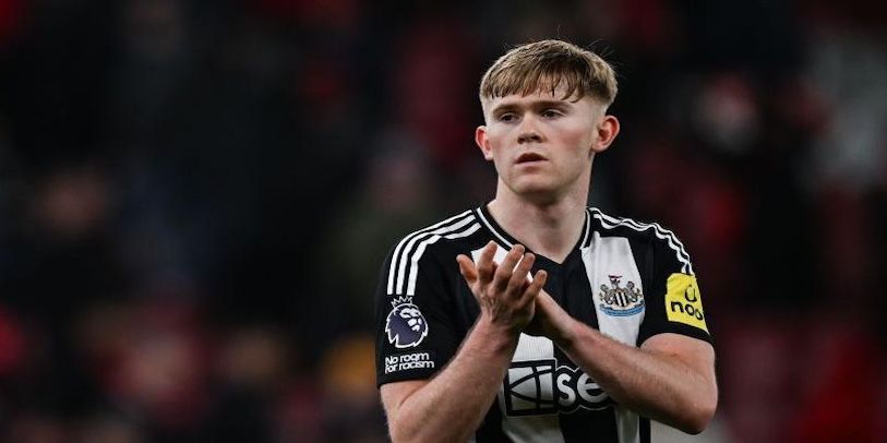 Lewis Hall – Viên ngọc thô trong đội hình của Newcastle United