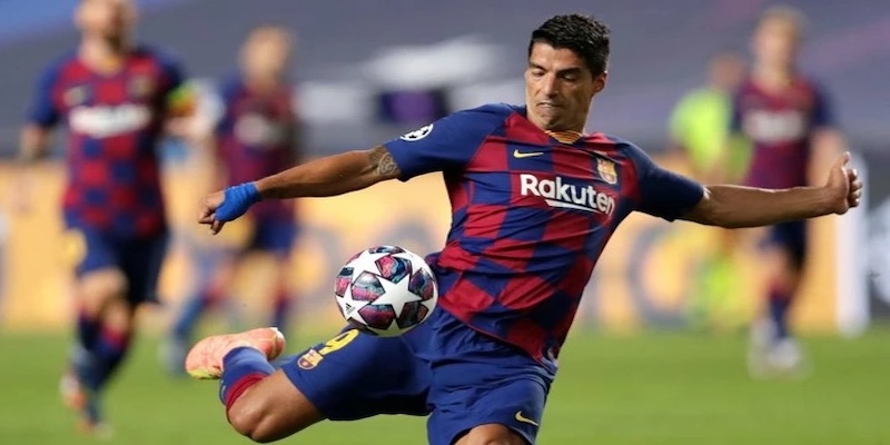 Luis Suarez - tiền đạo xuất sắc và những pha ghi bàn đỉnh cao