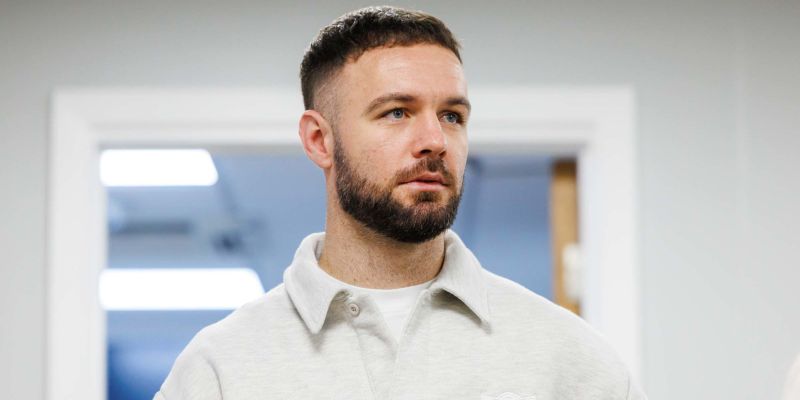 Adam Armstrong – Tiền Đạo Sở Hữu  Khả Năng Di Chuyển Ấn Tượng