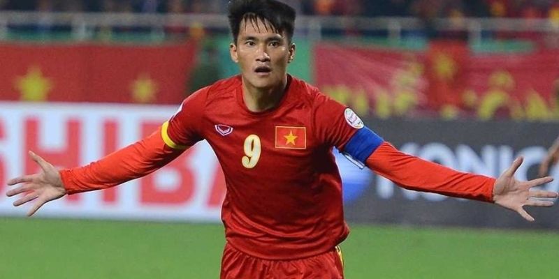 Công Vinh – Hành trình từ sân làng đến biểu tượng bóng đá Việt Nam