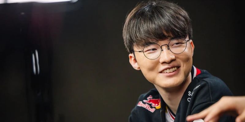 Faker - Tượng Đài Của Liên Minh Huyền Thoại Danh Tiếng
