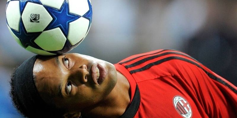 Ronaldinho – Huyền Thoại Bóng Đá Nghệ Thuật Trường Tồn