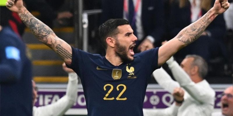 Theo Hernandez – Cỗ Máy Tốc Độ Bên Hành Lang Trái