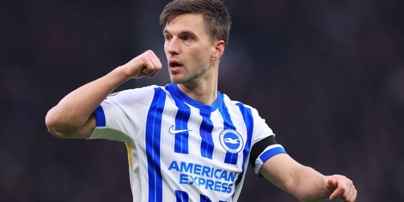 Joel Veltman – Chốt Chặn Kinh Nghiệm Của Hà Lan