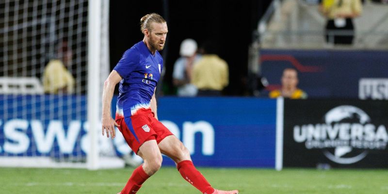 Tim Ream – Trung Vệ Kinh Nghiệm Với Tư Duy Phòng Ngự Hiện Đại